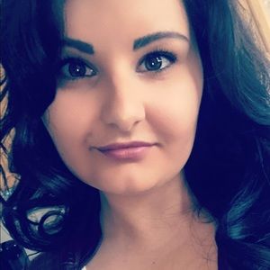 Meet your Posher, Paige